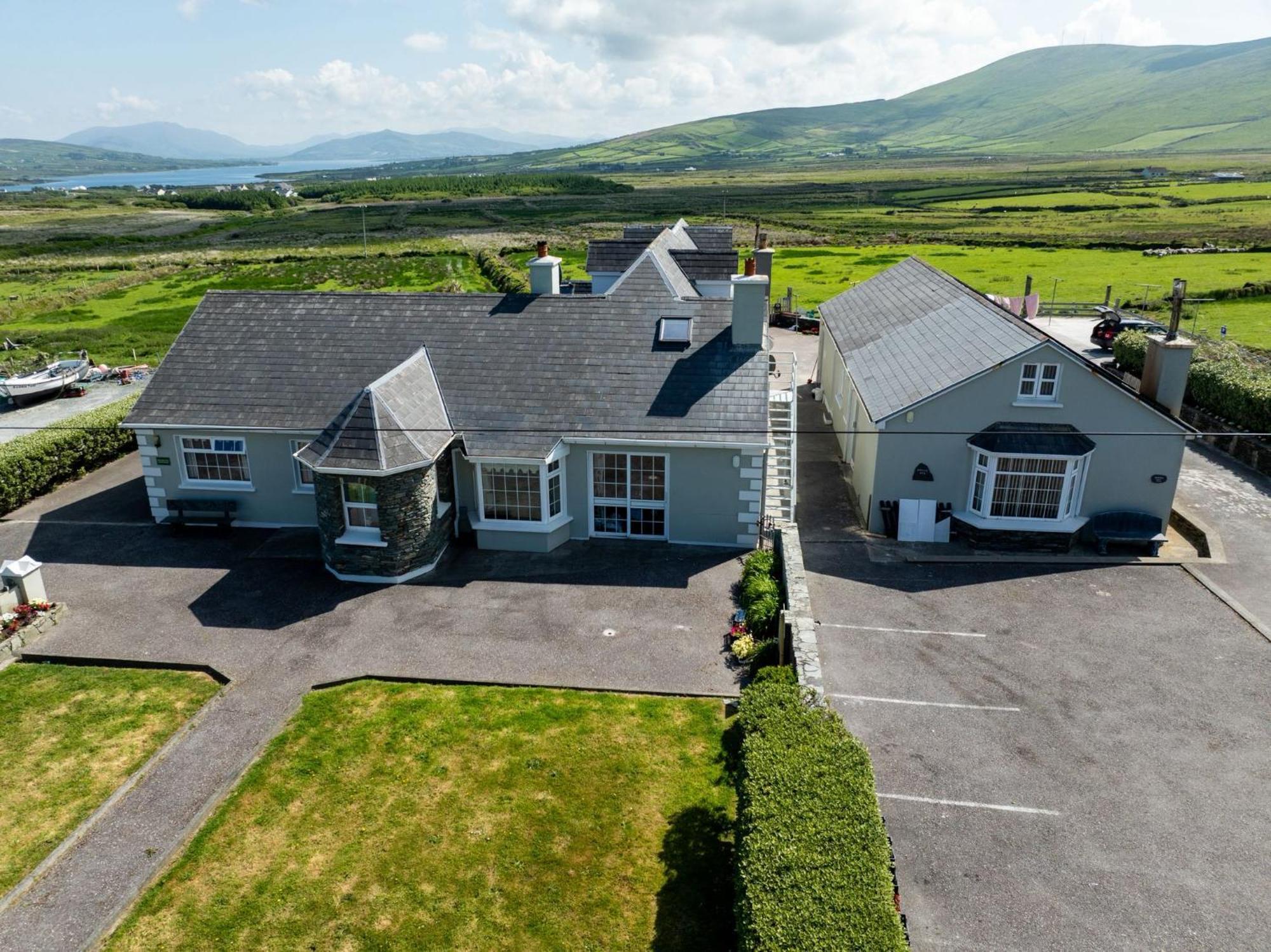 Skellig View Sunset Cliffs View Apartment Portmagee Exterior photo
